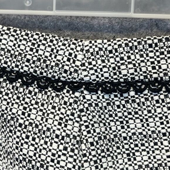 NWT KARL LAGERFELD Skirt Womens Size 16 Black White Tweed A-Line Mini Flat Front - Picture 14 of 16